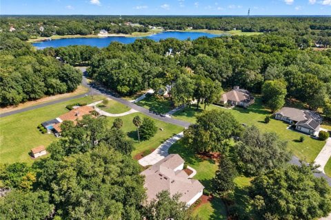 Villa ou maison à vendre à Fruitland Park, Floride: 3 chambres, 251.21 m2 № 2433425 - photo 15