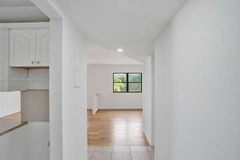 Copropriété à louer à Hollywood, Floride: 3 chambres, 201.41 m2 № 1922611 - photo 6