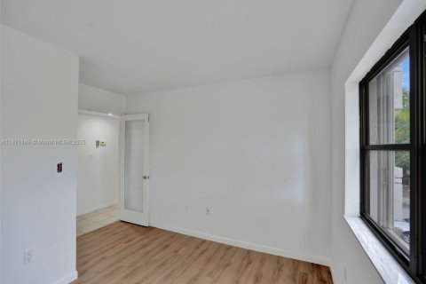 Copropriété à louer à Hollywood, Floride: 3 chambres, 201.41 m2 № 1922611 - photo 30