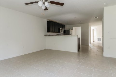 Casa en alquiler en Brooksville, Florida, 3 dormitorios, 142.7 m2 № 1853325 - foto 3