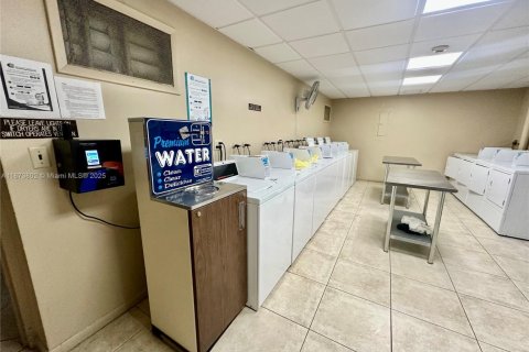 Copropriété à louer à Fort Lauderdale, Floride: 2 chambres, 78.97 m2 № 1898358 - photo 20