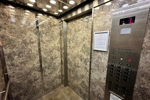 Copropriété à louer à Fort Lauderdale, Floride: 2 chambres, 78.97 m2 № 1898358 - photo 22