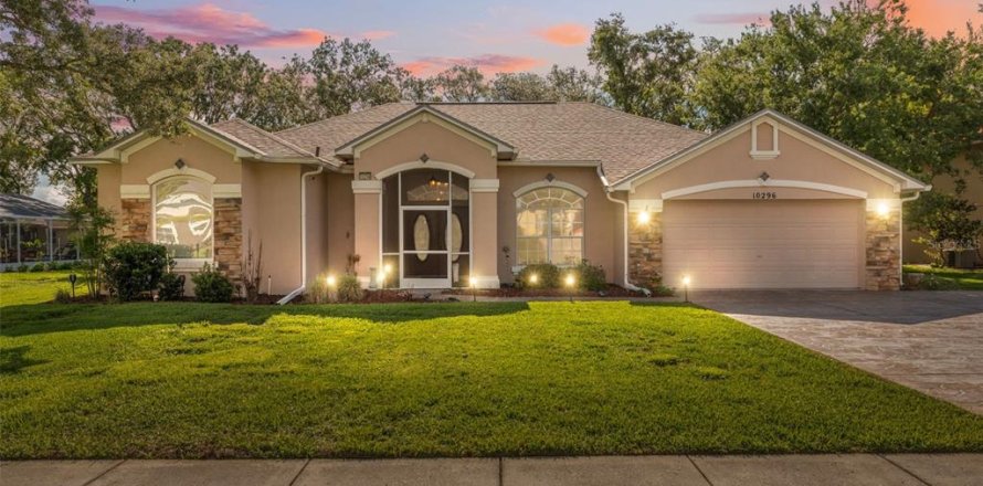 Casa en Spring Hill, Florida 4 dormitorios, 238.29 m2 № 1743759