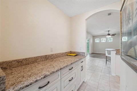 Casa en venta en Spring Hill, Florida, 4 dormitorios, 238.29 m2 № 1743759 - foto 18