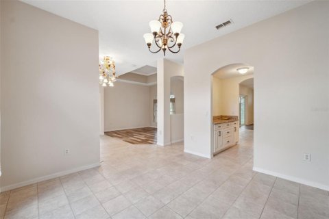 Casa en venta en Spring Hill, Florida, 4 dormitorios, 238.29 m2 № 1743759 - foto 17