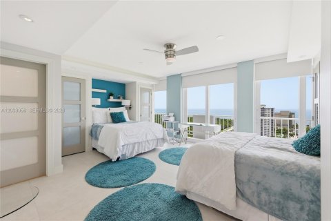 Condominio en venta en Fort Lauderdale, Florida, 3 dormitorios, 427.35 m2 № 2185888 - foto 30