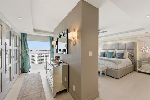 Condominio en venta en Fort Lauderdale, Florida, 3 dormitorios, 427.35 m2 № 2185888 - foto 23