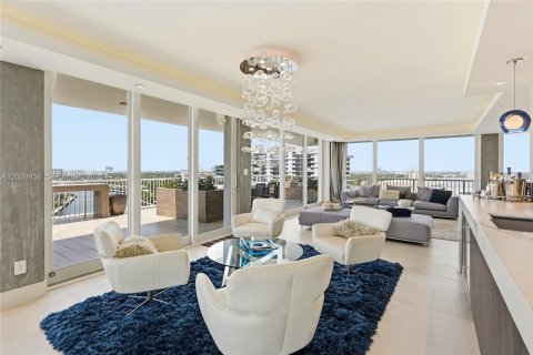 Condo à Fort Lauderdale, Floride, 3 chambres  № 2185888