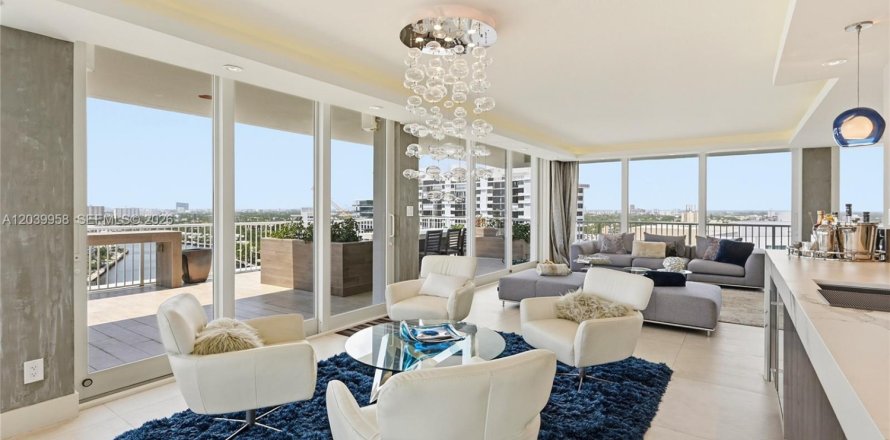 Condominio en Fort Lauderdale, Florida, 3 dormitorios  № 2185888