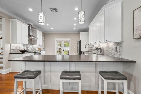 Villa ou maison à vendre à Tampa, Floride: 3 chambres, 221.94 m2 № 1911901 - photo 9