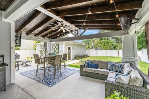 Villa ou maison à vendre à Tampa, Floride: 3 chambres, 221.94 m2 № 1911901 - photo 15