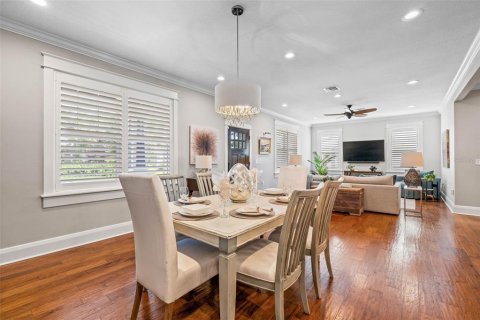 Villa ou maison à vendre à Tampa, Floride: 3 chambres, 221.94 m2 № 1911901 - photo 6
