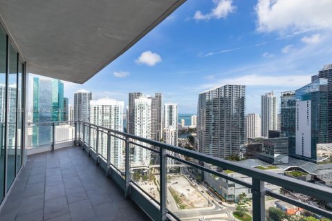 Condominio en alquiler en Miami, Florida, 3 dormitorios, 143.44 m2 № 1920761 - foto 3