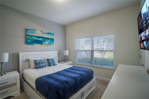 Townhouse in Davenport, Florida 4 bedrooms, 177.81 sq.m. № 2234939 - photo 12