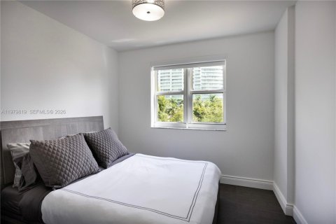 Copropriété à louer à Aventura, Floride: 3 chambres, 148.74 m2 № 2046171 - photo 11