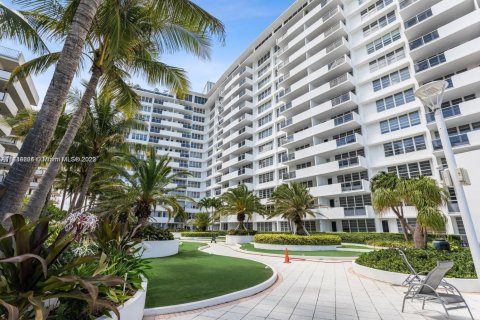 Copropriété à louer à Miami Beach, Floride: 49.24 m2 № 1936011 - photo 5