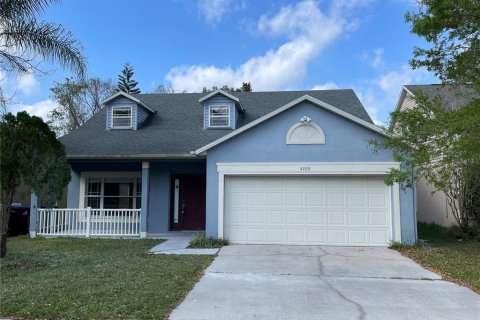 House in Orlando, Florida 4 bedrooms, 184.32 sq.m. № 2197533