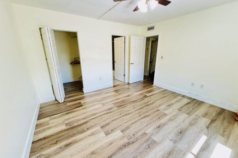 Copropriété à vendre à Miami, Floride: 2 chambres, 104.98 m2 № 2415618 - photo 21