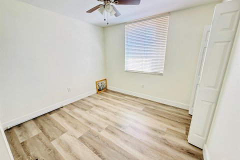 Copropriété à vendre à Miami, Floride: 2 chambres, 104.98 m2 № 2415618 - photo 27