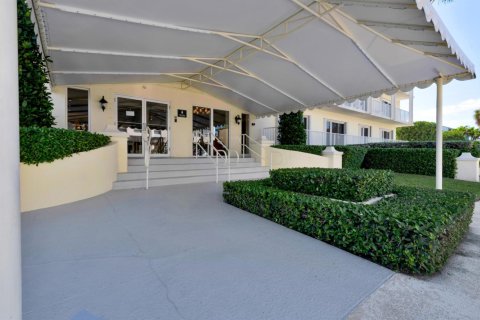 Condominio en alquiler en Palm Beach, Florida, 1 dormitorio, 76.83 m2 № 1168851 - foto 1