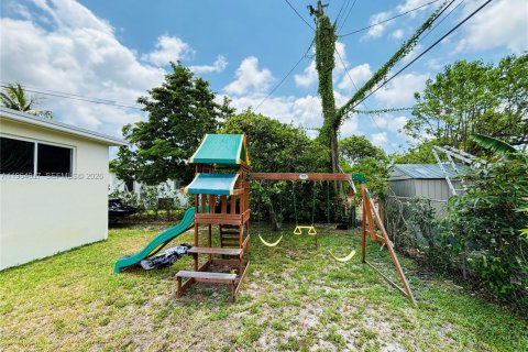 Casa en alquiler en North Miami, Florida, 3 dormitorios, 137.68 m2 № 2026331 - foto 23