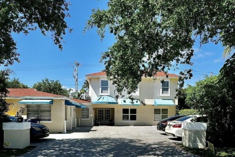 Купить виллу или дом в Уэст-Палм-Бич, Флорида 13 комнат, 551м2, № 2147270 - фото 2