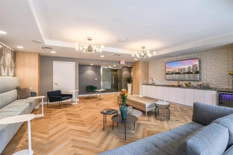 Condo in Orlando, Florida, 2 bedrooms  № 2211881 - photo 16
