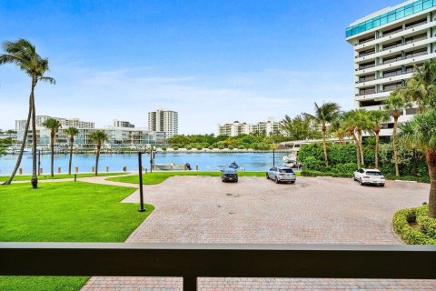 Condo in Boca Raton, Florida, 1 bedroom  № 2252001 - photo 21