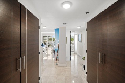 Condo in Boca Raton, Florida, 1 bedroom  № 2252001 - photo 3