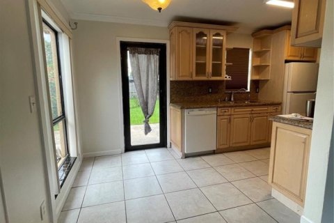 Villa ou maison à louer à Margate, Floride: 2 chambres, 98.48 m2 № 2189691 - photo 7