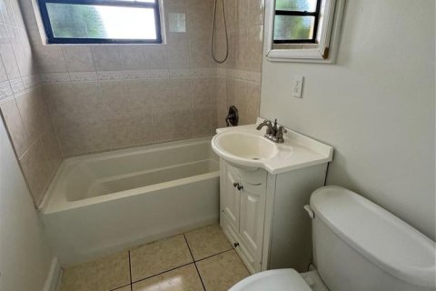 Villa ou maison à louer à Margate, Floride: 2 chambres, 98.48 m2 № 2189691 - photo 16