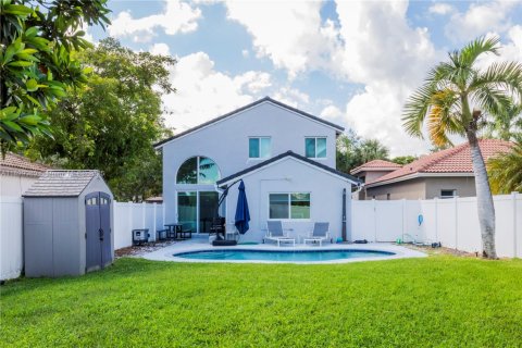 House in Weston, Florida 4 bedrooms, 171.4 sq.m. № 1951923 - photo 14