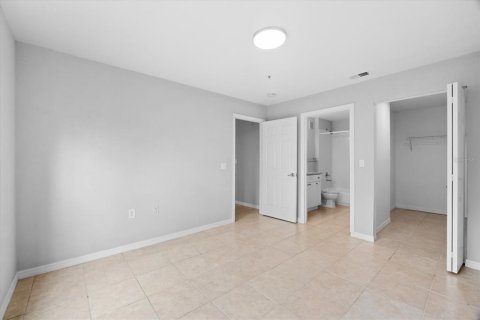 Condo in Bradenton, Florida, 2 bedrooms  № 1535478 - photo 17
