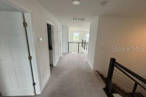 House in Riverview, Florida 5 bedrooms, 329.99 sq.m. № 2393977 - photo 22