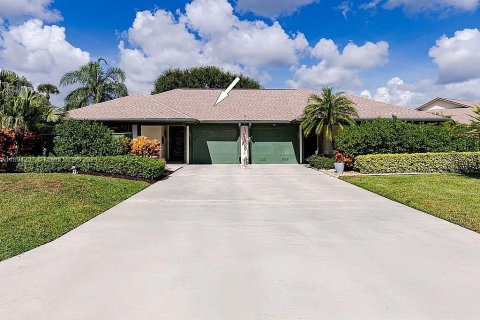 Casa en venta en Hobe Sound, Florida, 3 dormitorios, 147.44 m2 № 1946075 - foto 1