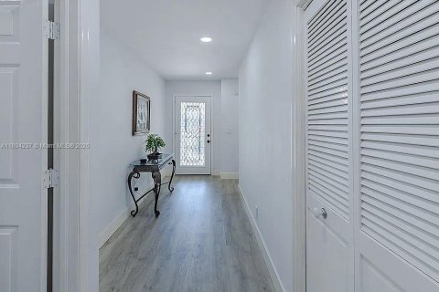 Casa en venta en Hobe Sound, Florida, 3 dormitorios, 147.44 m2 № 1946075 - foto 10
