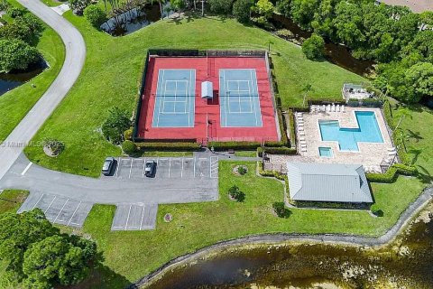 Casa en venta en Hobe Sound, Florida, 3 dormitorios, 147.44 m2 № 1946075 - foto 19