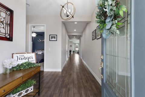 Casa en venta en Bradenton, Florida, 4 dormitorios, 232.81 m2 № 1677232 - foto 5