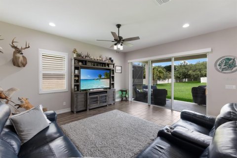 Casa en venta en Bradenton, Florida, 4 dormitorios, 232.81 m2 № 1677232 - foto 16