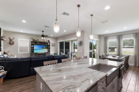 Casa en venta en Bradenton, Florida, 4 dormitorios, 232.81 m2 № 1677232 - foto 13