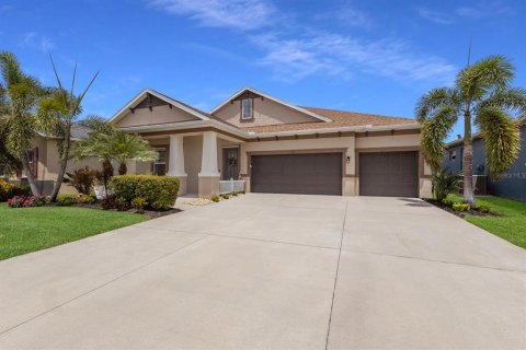 Casa en venta en Bradenton, Florida, 4 dormitorios, 232.81 m2 № 1677232 - foto 3