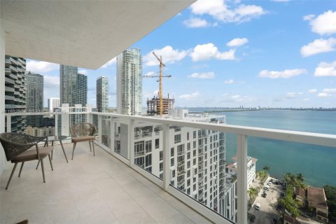 Condominio en alquiler en Miami, Florida, 3 dormitorios, 143.72 m2 № 1990991 - foto 17