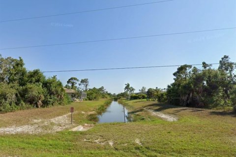 Terrain à vendre à Rotonda, Floride № 2231406 - photo 6