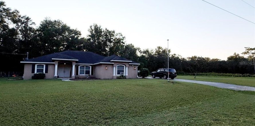 Casa en Webster, Florida 4 dormitorios, 152.55 m2 № 1918931