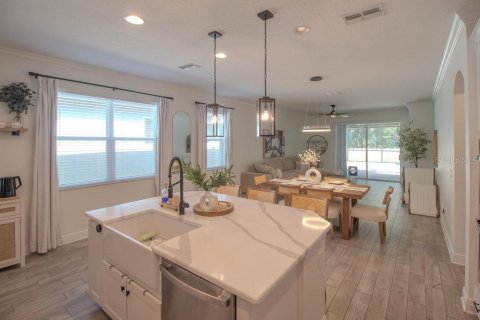 Villa ou maison à louer à Riverview, Floride: 4 chambres, 196.21 m2 № 2430373 - photo 9