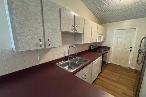Casa en alquiler en Tampa, Florida, 3 dormitorios, 130.81 m2 № 1883272 - foto 7
