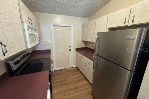 Casa en alquiler en Tampa, Florida, 3 dormitorios, 130.81 m2 № 1883272 - foto 9