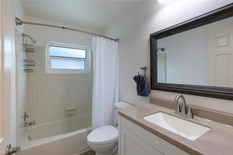 Villa ou maison à vendre à Palm Harbor, Floride: 2 chambres, 89.37 m2 № 1847911 - photo 17