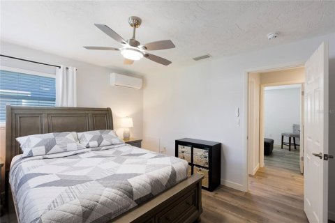 Villa ou maison à vendre à Palm Harbor, Floride: 2 chambres, 89.37 m2 № 1847911 - photo 13