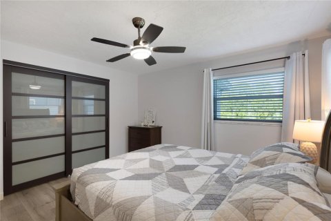 Villa ou maison à vendre à Palm Harbor, Floride: 2 chambres, 89.37 m2 № 1847911 - photo 15